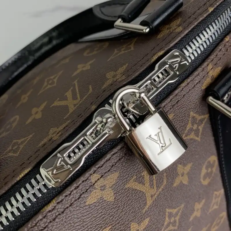 Hot sale LV Bags 1911B570009 0127