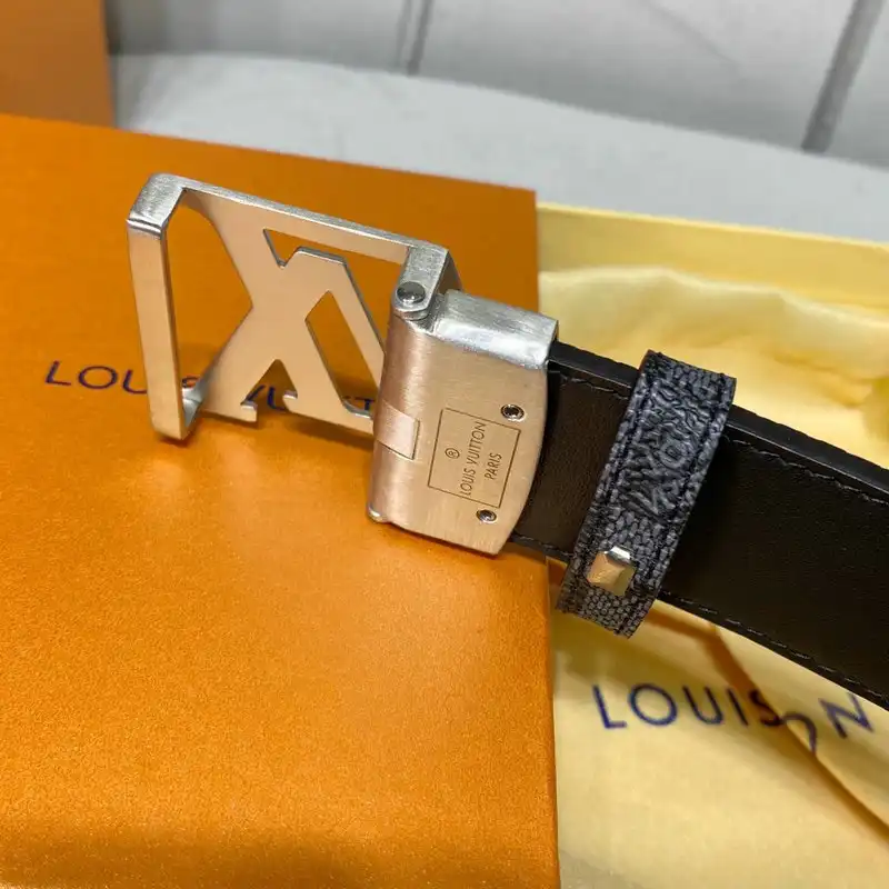 Hot sale LV Belt 20XA11220 0128