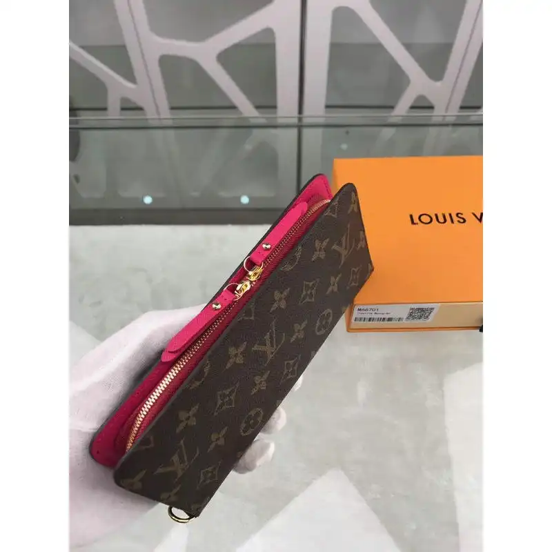 Hot sale LV Bags 19T1L0374 0126