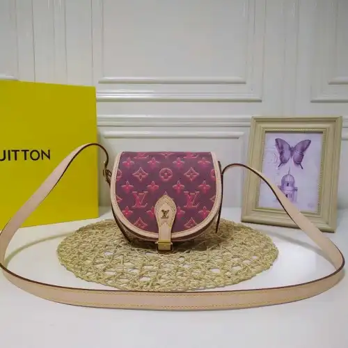 LV Bags 20B570008 0131