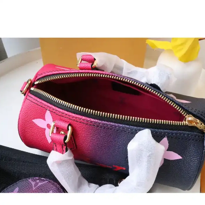 Hot sale Bag 2207DJ0032 LV 0212