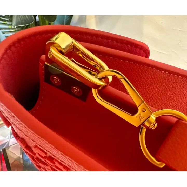 Hot sale LV Bag 2211YA0007 0218