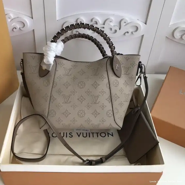 Hot sale LV Bags 19B570373 0222