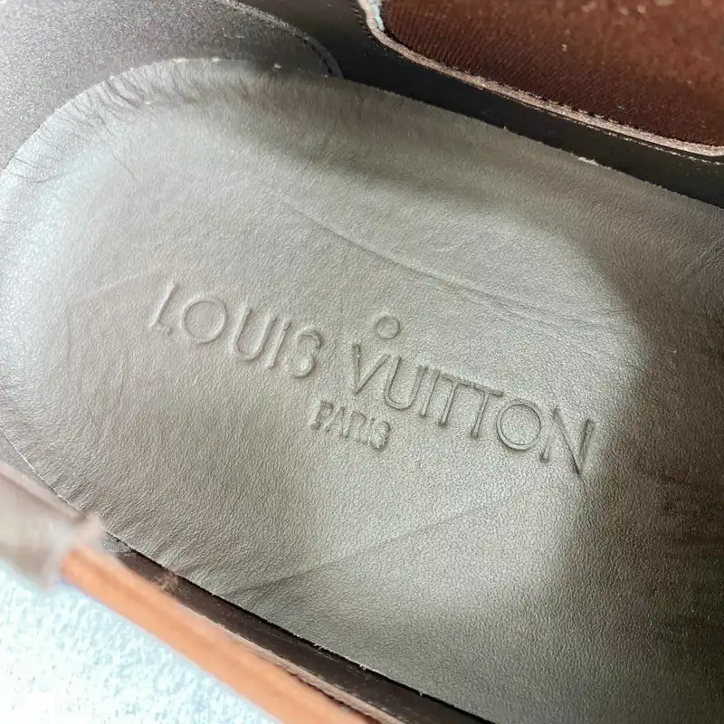 Hot sale LV Shoes 2005SH0049 0202