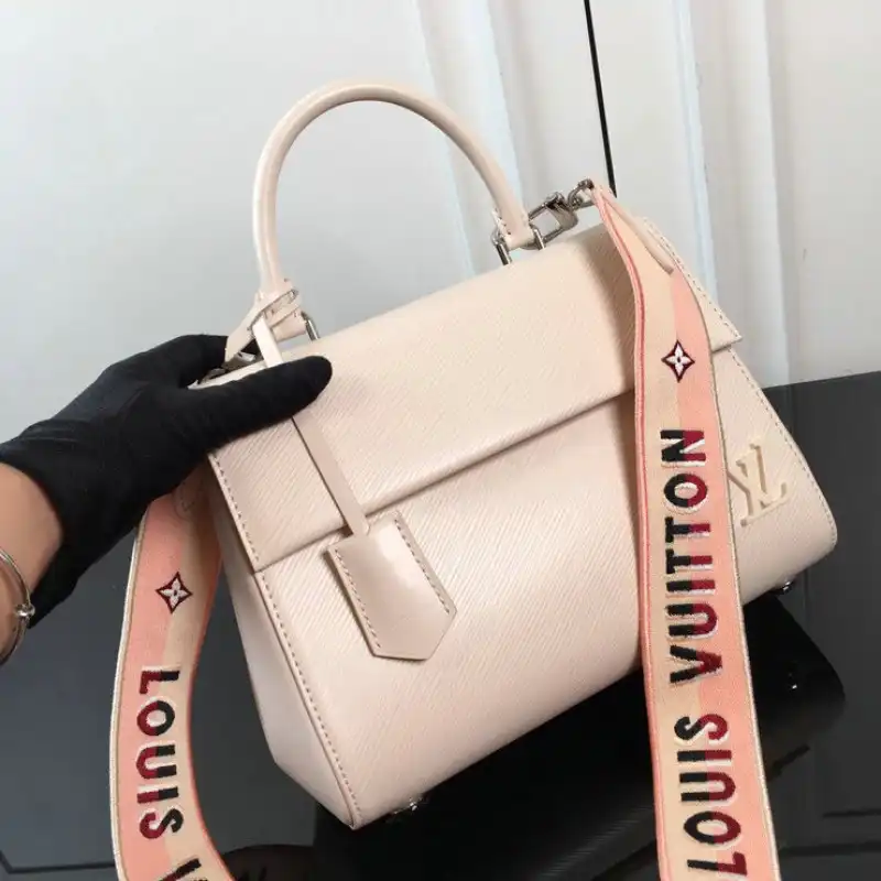 Hot sale LV Bag 2208DJ0008 0203