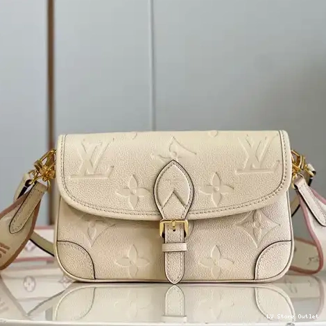 Hot sale 2304YA0009 LV Bag 0220